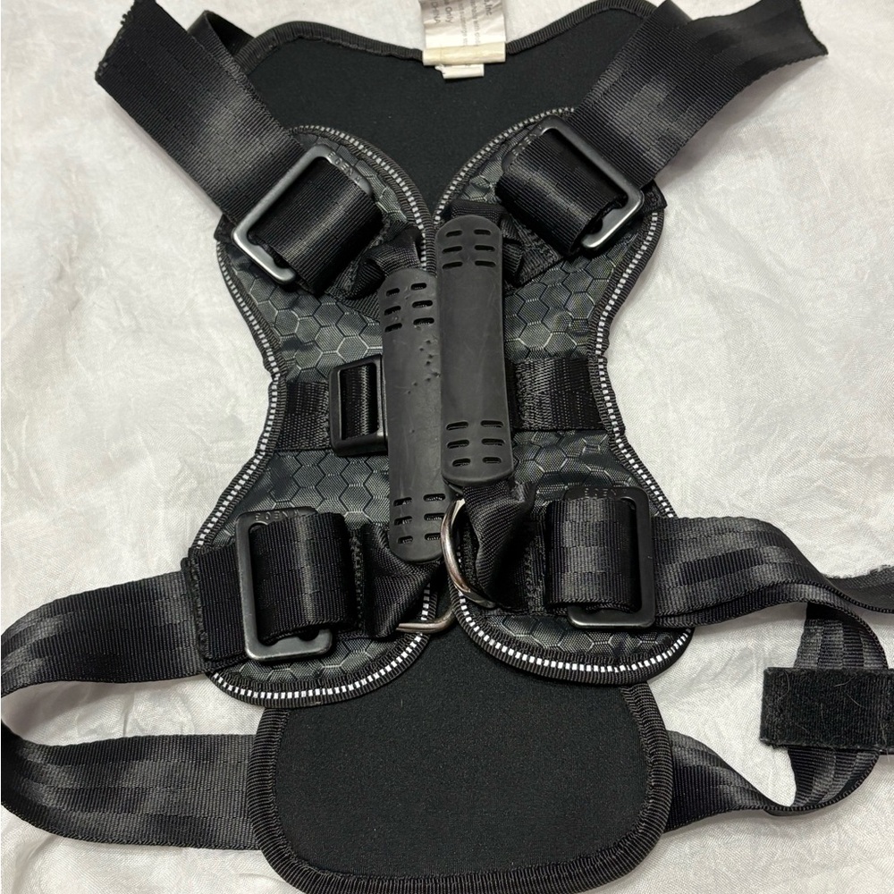 Sherpa Crash-Tested Seatbelt Safety Dog Harness- Large - Picture 3 of 8